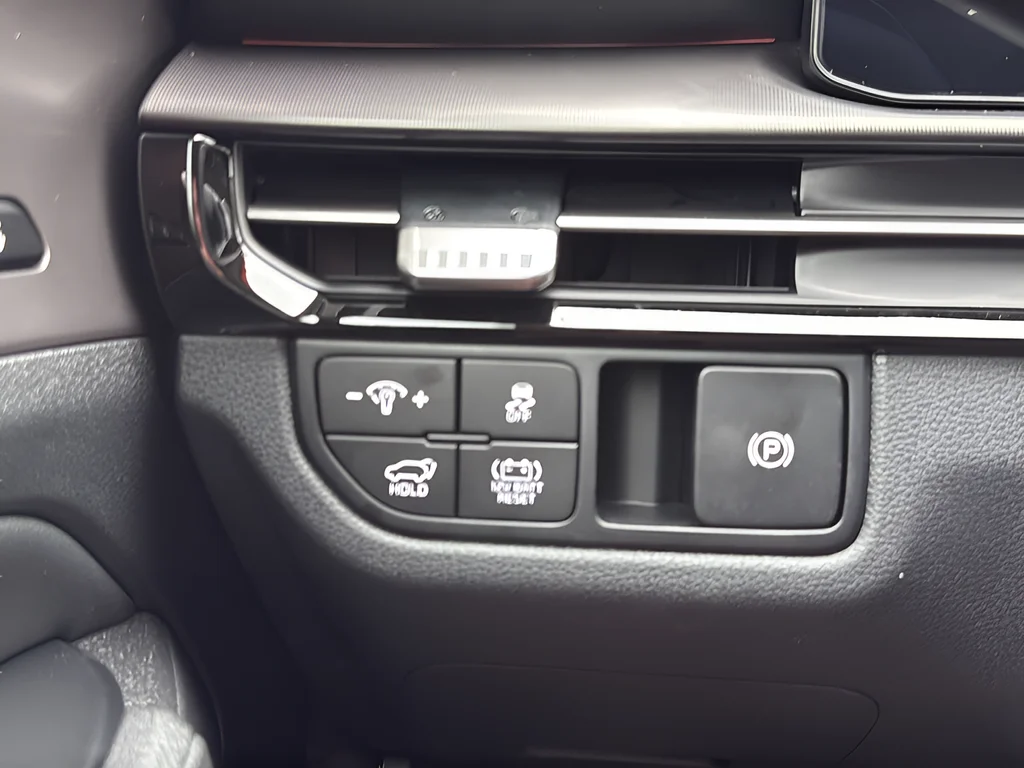 New 2026 Shadow Matte Gray Kia SX-Prestige image 20