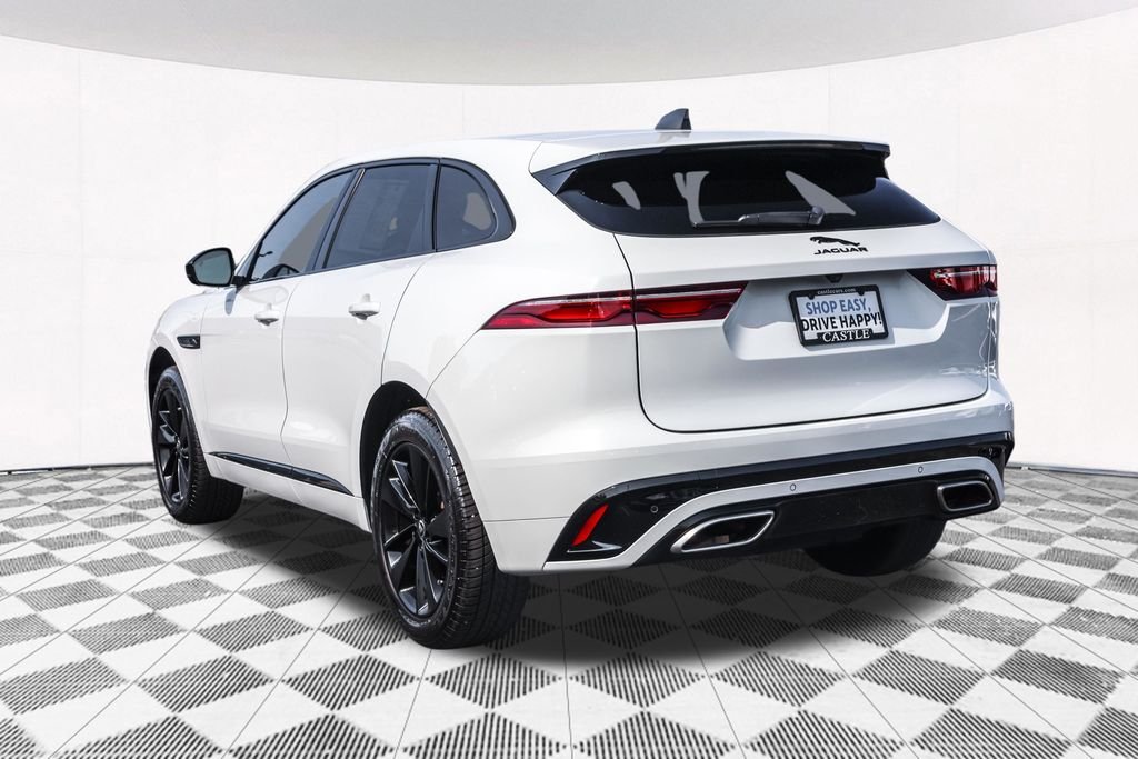 Used 2024  Jaguar P400 R-Dynamic S image 15