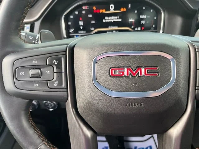 Used 2025 Summit White GMC AT4 image 30