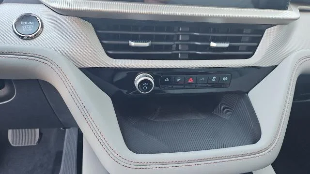 New 2026 Vapor Blue Metallic Ford Active RWD image 30