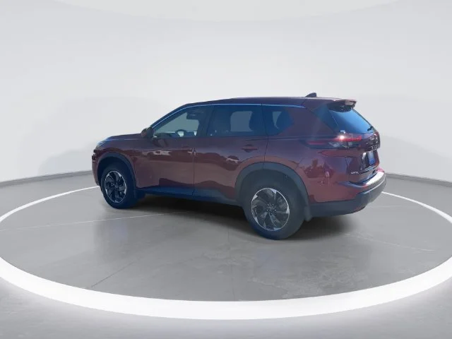 Used 2025 Red Nissan SV image 5
