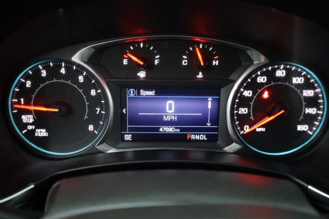 Used 2022 Silver Ice Metallic Chevrolet LT image 27