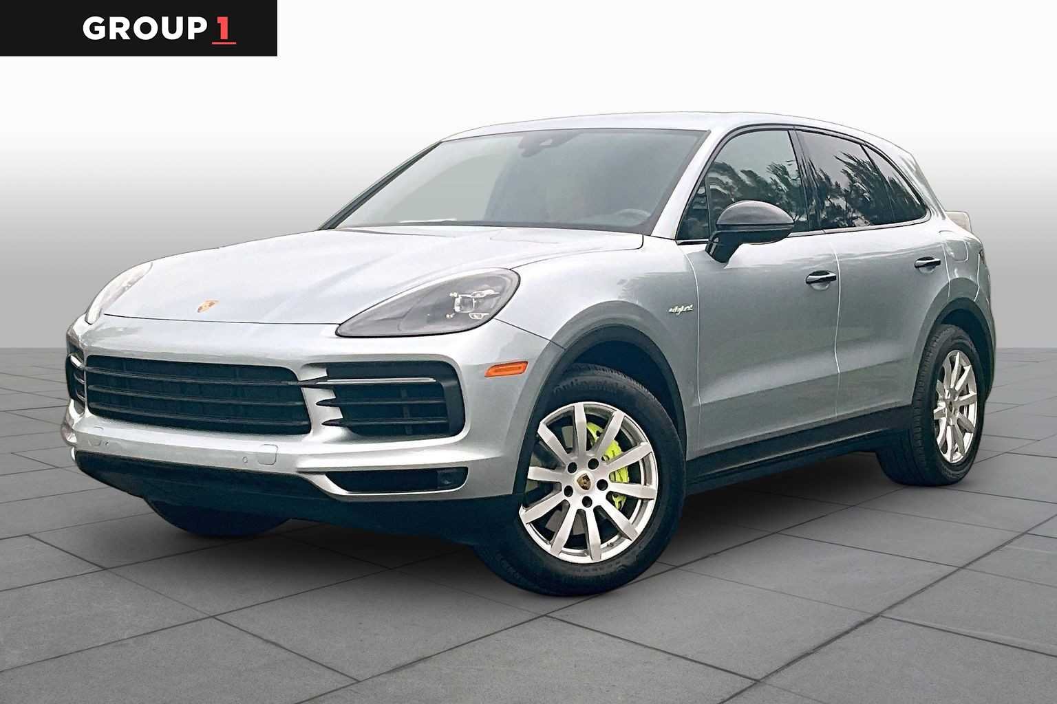 2022 Porsche Cayenne E-Hybrid's photo