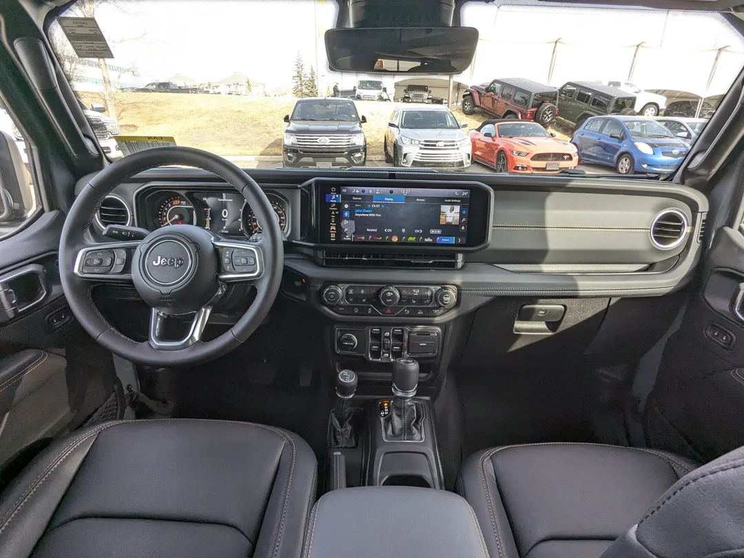 New 2026 Dark blue Jeep Sahara - - 4x4 - McKinley Leather - Body-Color Top - Alpine Audio - Remote Start & More! image 26