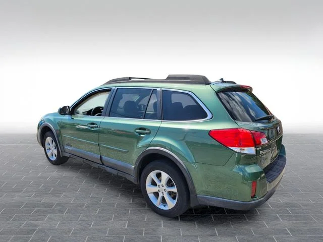 Used 2014 Green Subaru 2.5i image 6