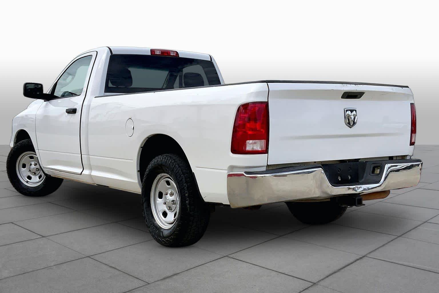 Used 2016 Bright White Clearcoat Ram Tradesman image 11