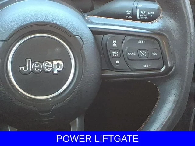 Used 2024 Gray Jeep Mojave image 8
