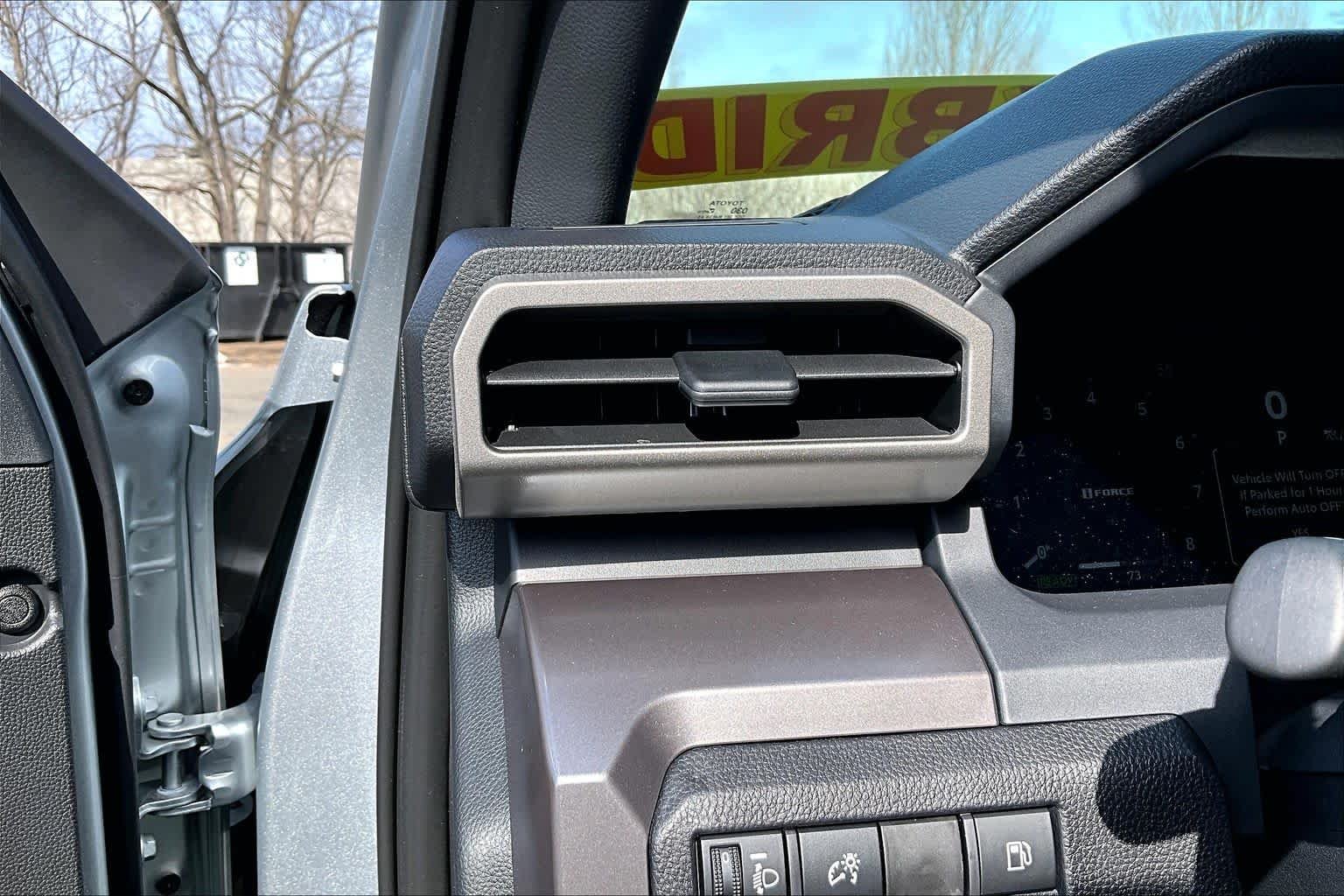 2025 Toyota Tacoma TRD Off Road - Photo 18