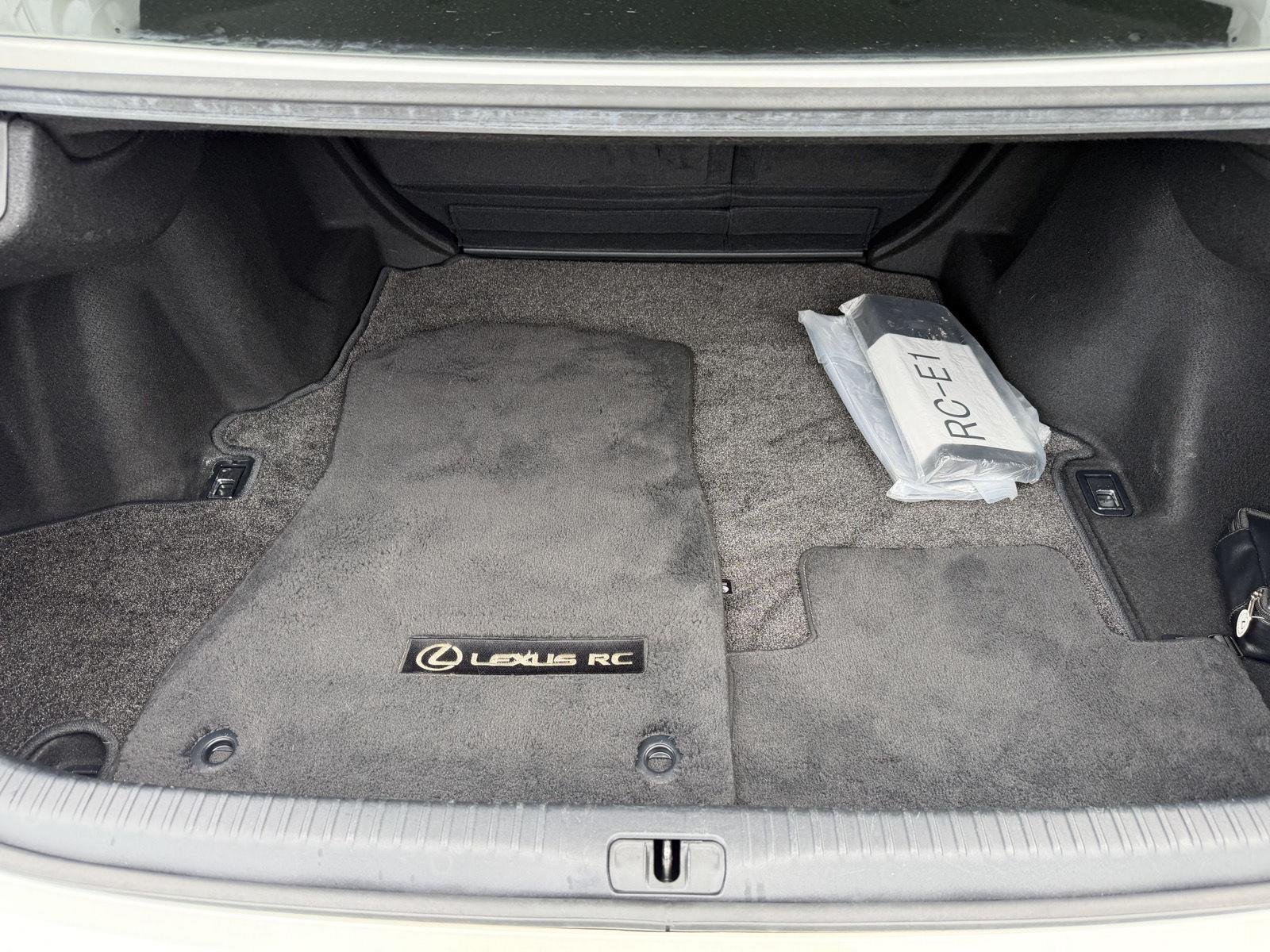 Used 2015 Starfire Pearl Lexus RWD image 29