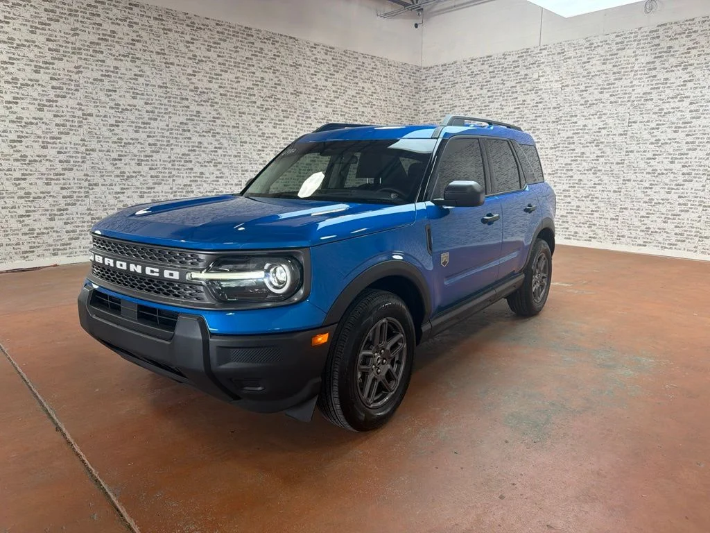 Used 2025 Blue Ford Big Bend image 3