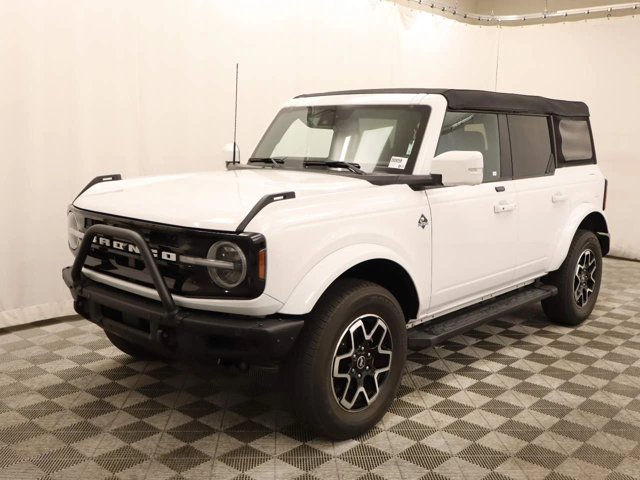 2021 Ford Bronco Outer Banks Advanced 4x4's photo