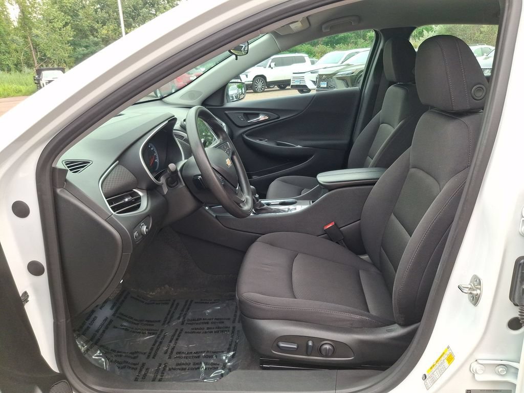 Used 2024 Chevrolet Malibu Sedan