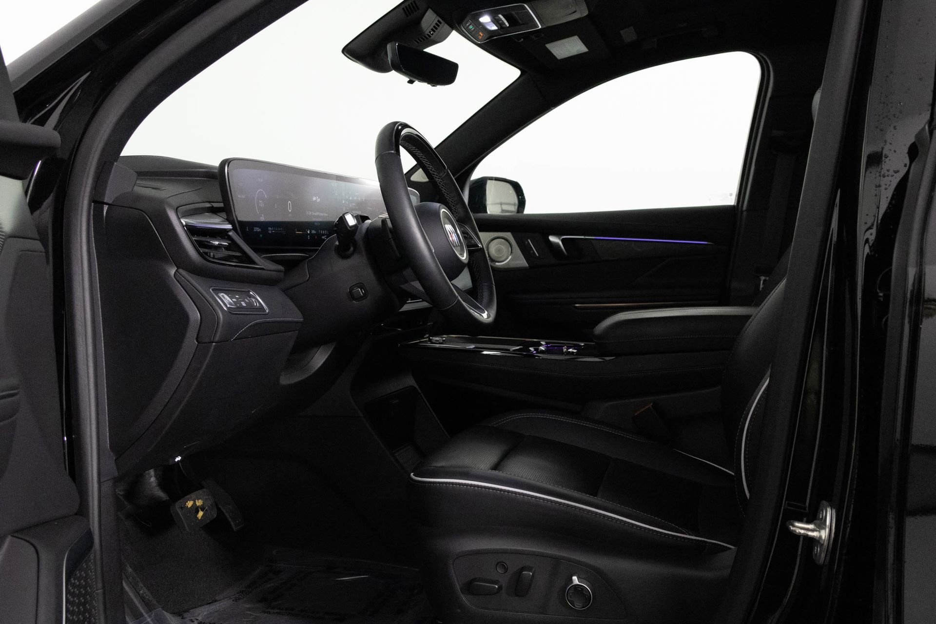 2025 BUICK ENCLAVE - Image 18