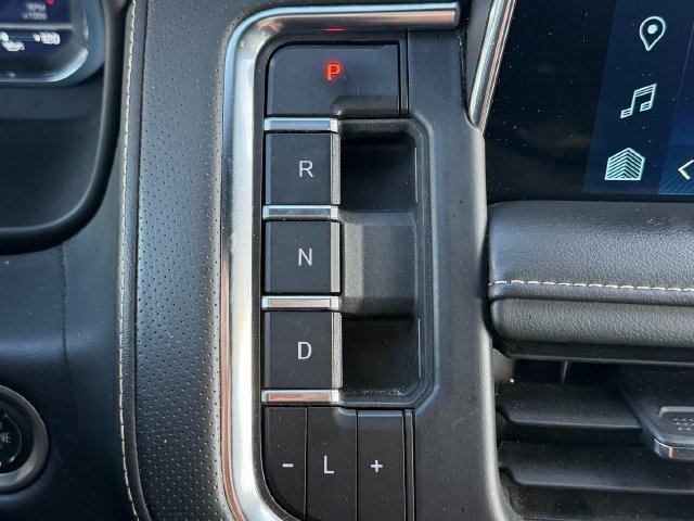Used 2024 Black Chevrolet Premier image 26