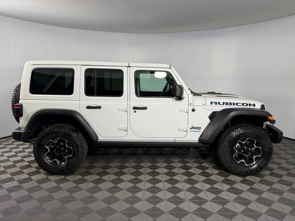 Certified Used 2022 White Jeep Unlimited Rubicon 4xe image 6