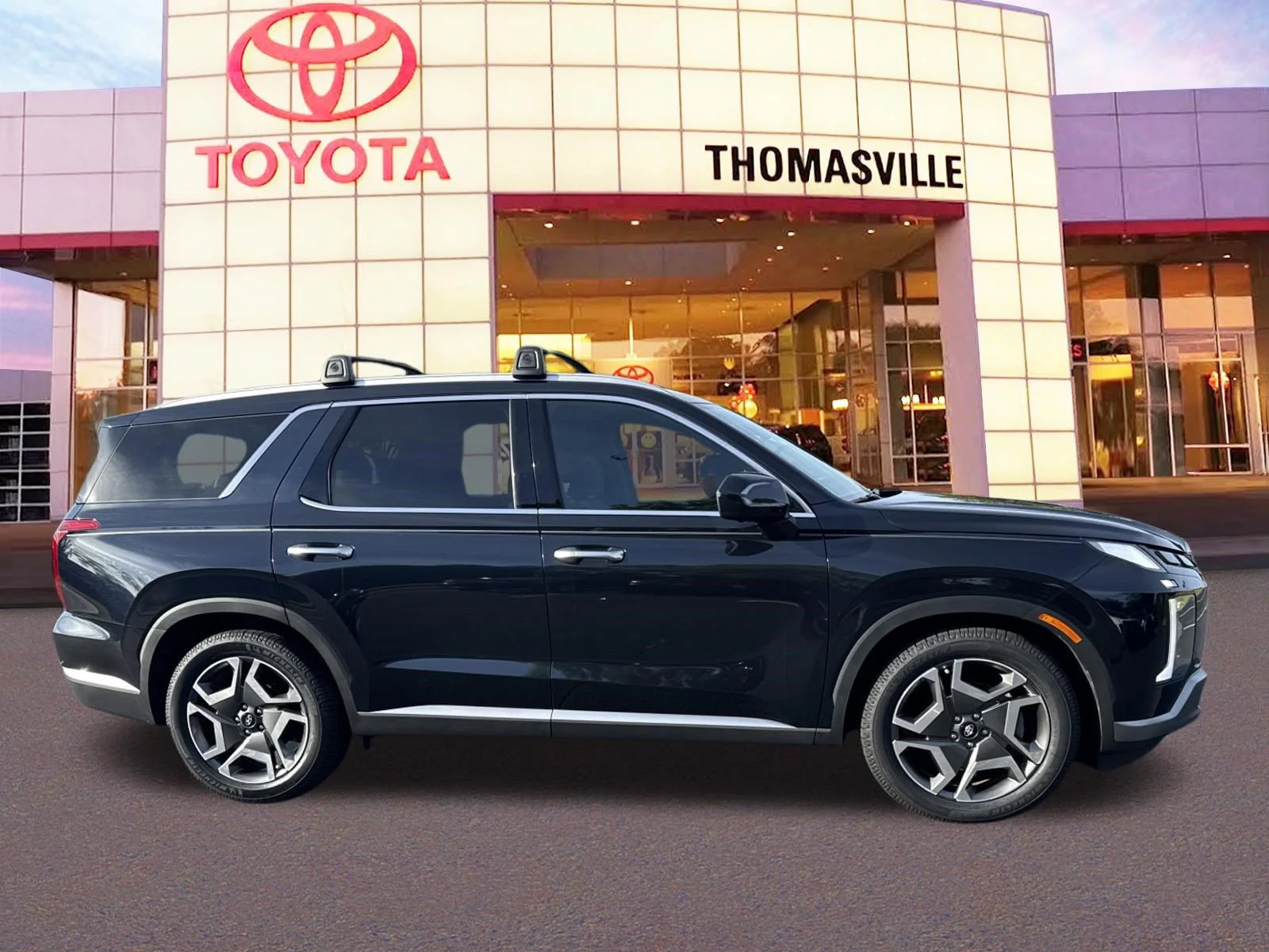 Used 2023 Moonlight Cloud Hyundai SEL image 4