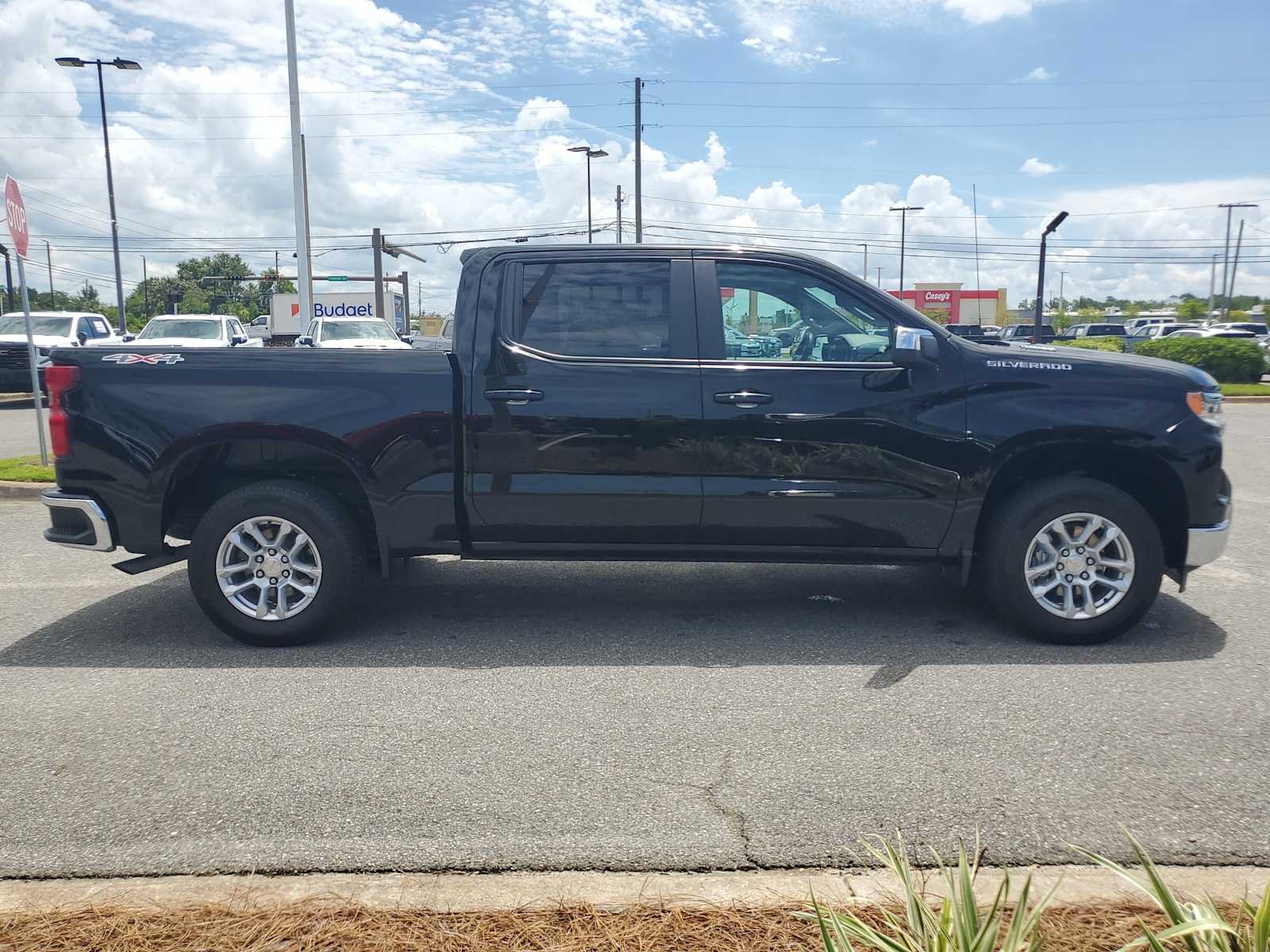 2026 Chevrolet Silverado 1500 LT - Photo 7