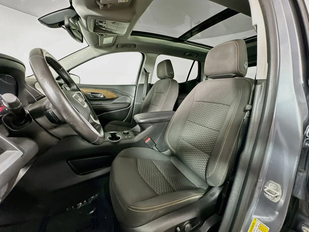 Used 2019 Steel Metallic GMC SLE image 11