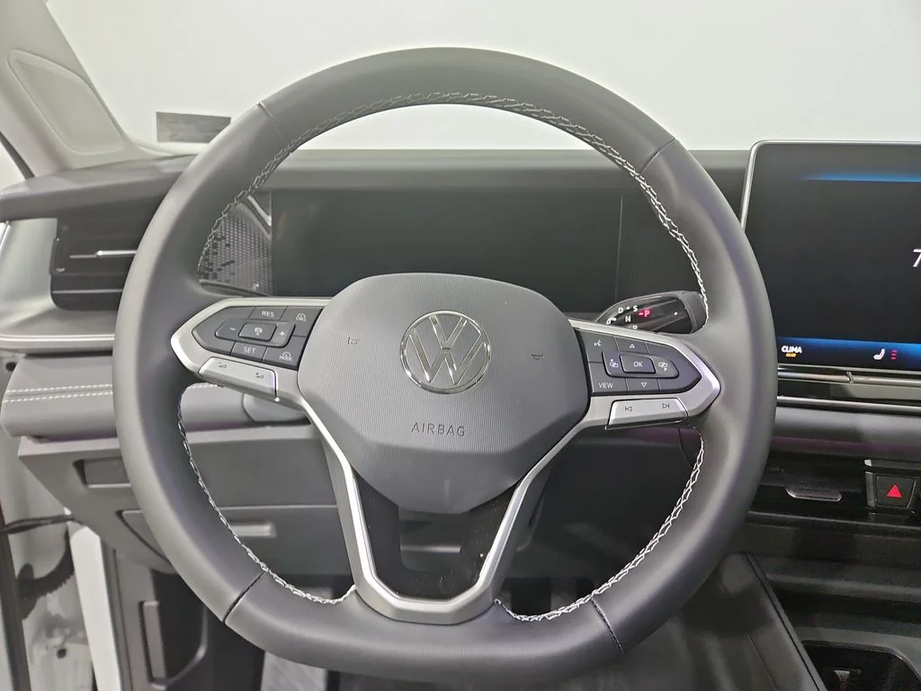New 2026 White Volkswagen 2.0T SE image 14