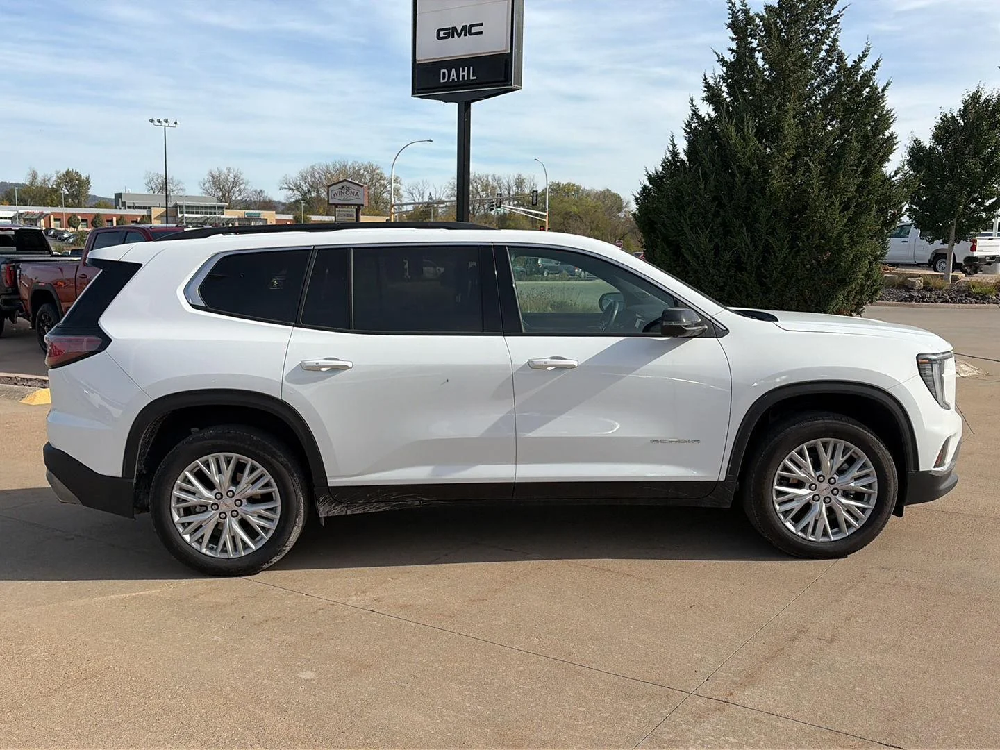Used 2026 Summit White GMC Elevation image 2