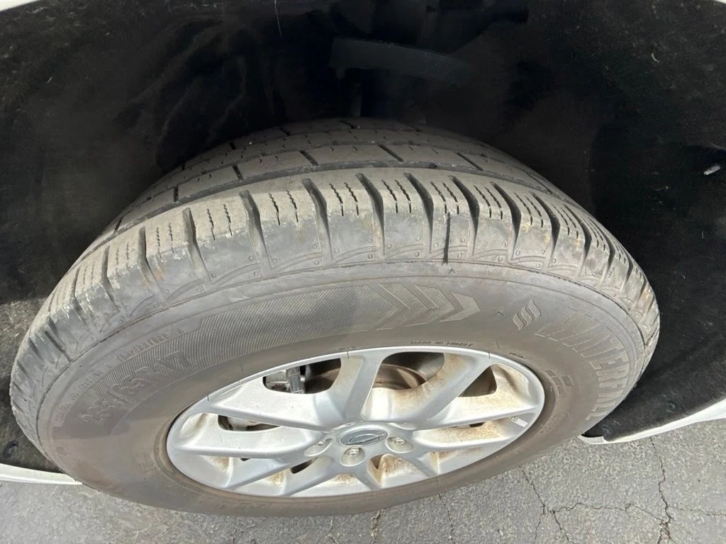 Used 2023 White Chrysler Touring L image 15