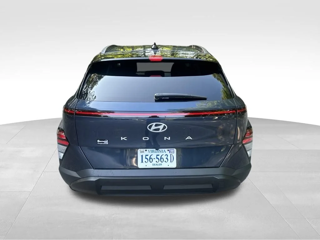 Used 2026 Blue Hyundai SEL Sport image 4