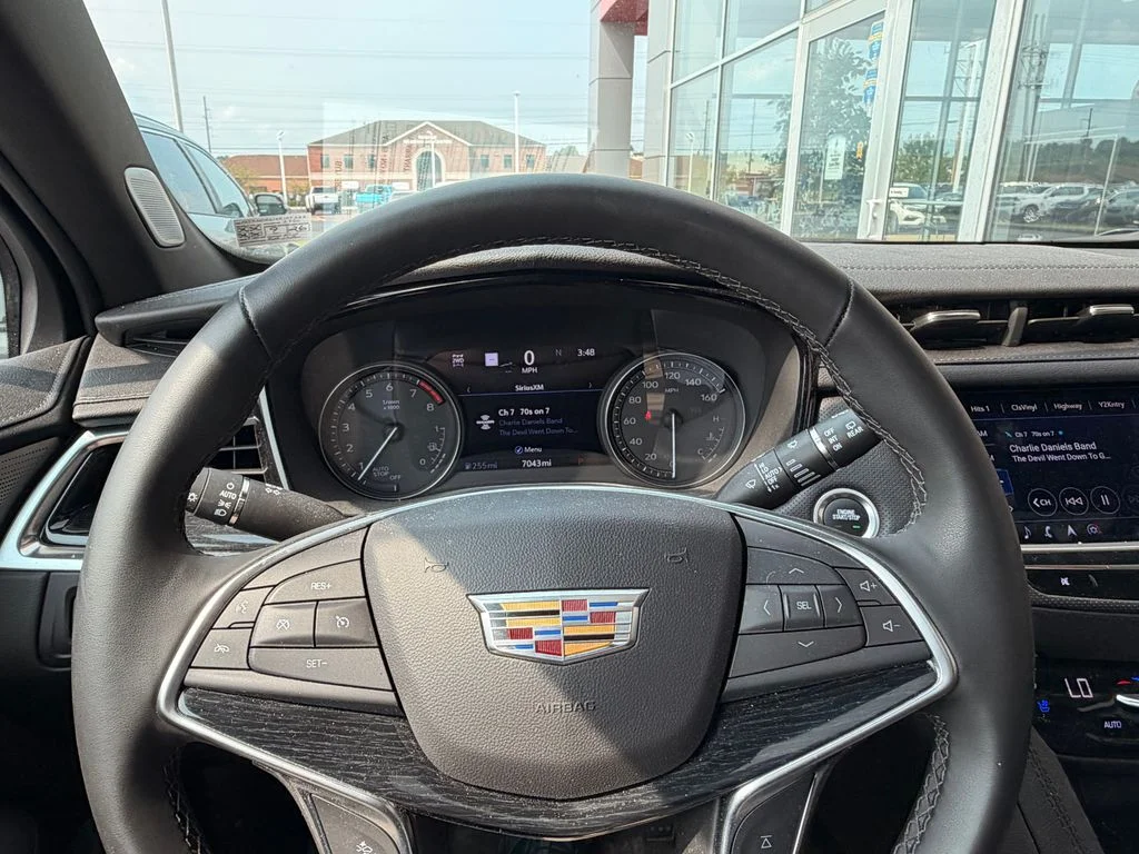 Used 2025 Red Cadillac Premium Luxury image 3
