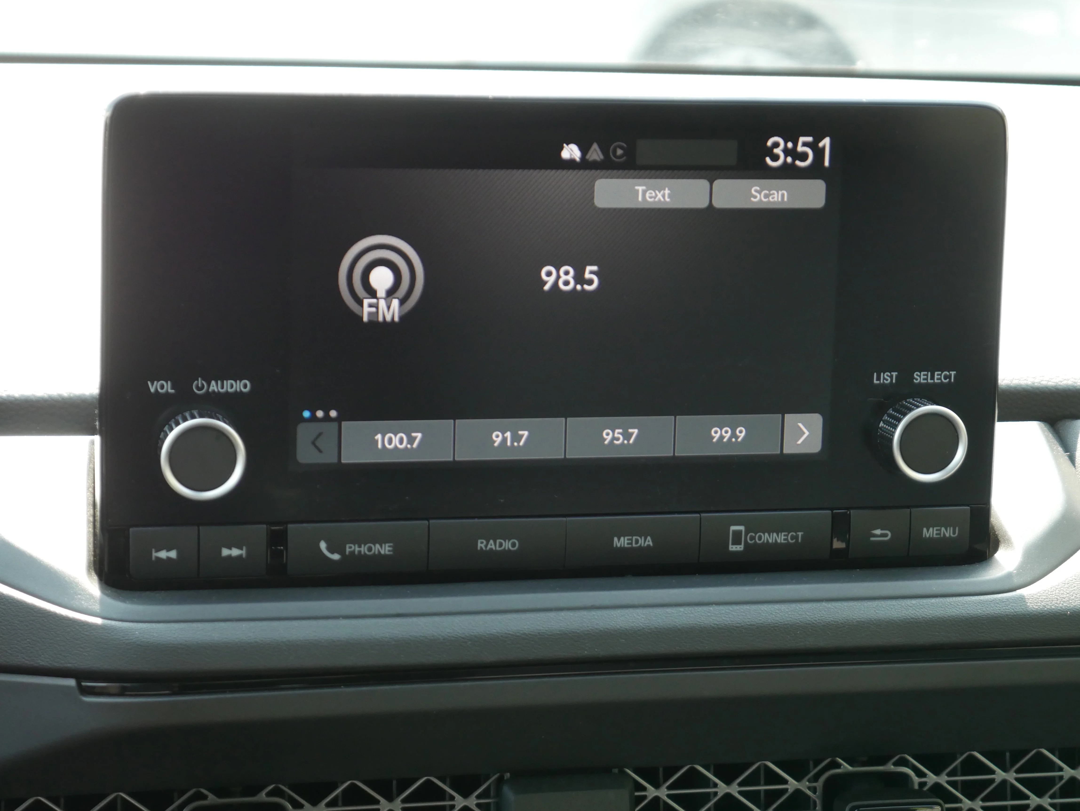 2023 Honda Accord LX - Photo 16