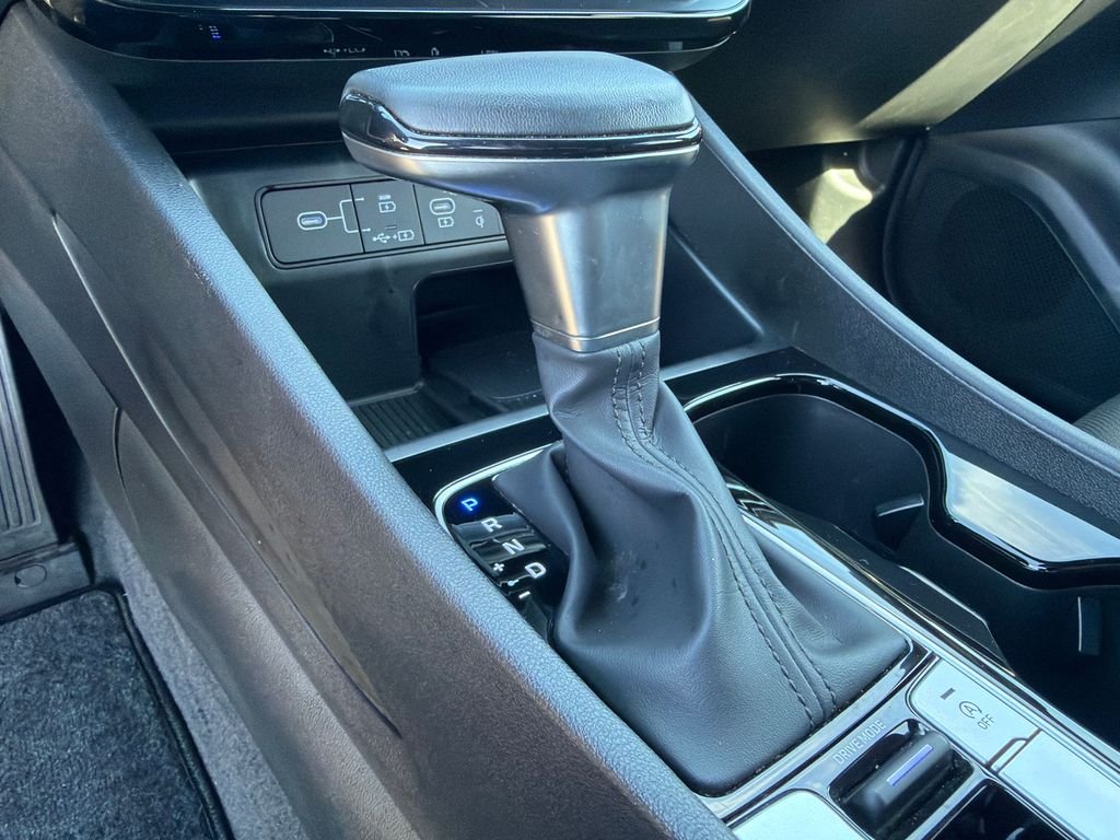 Certified Used 2025 Green Hyundai XRT image 32