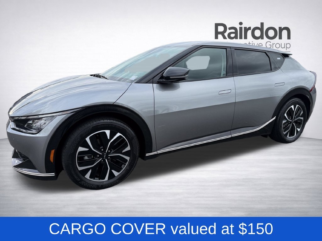 Certified Used 2023 Gray Kia Wind image 3