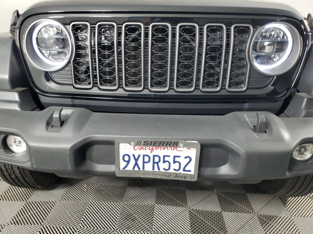Used 2026 Black Jeep Sport S image 10