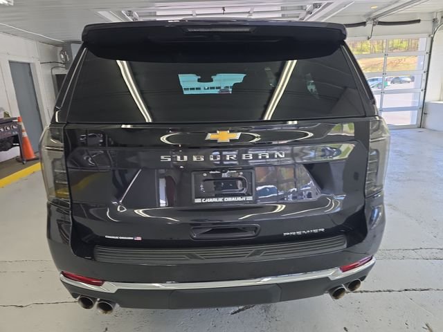 Used 2025 Gray Chevrolet Premier image 4