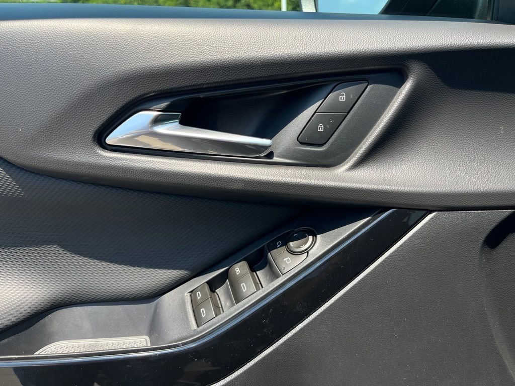 2026 Chevrolet Equinox LT - Photo 13