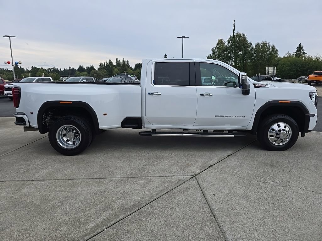 2025 GMC Sierra 3500HD Denali - Photo 7