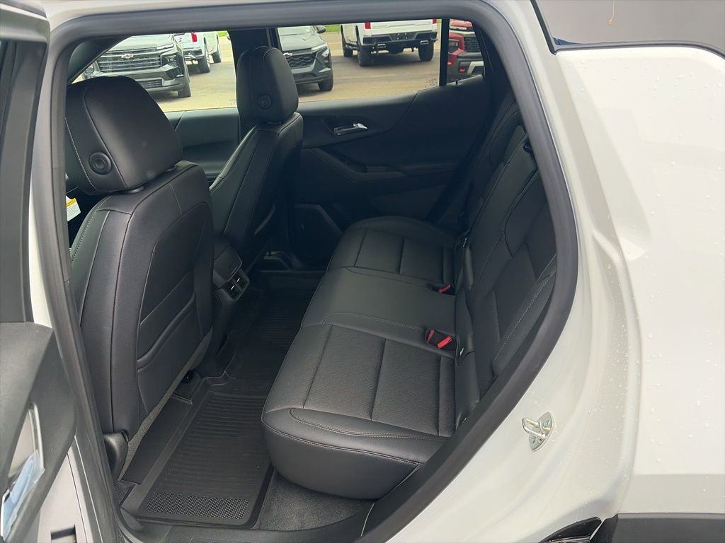2026 Chevrolet Equinox LT - Photo 11