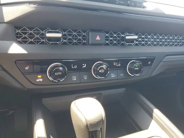 2025 Honda Accord SE - Photo 28