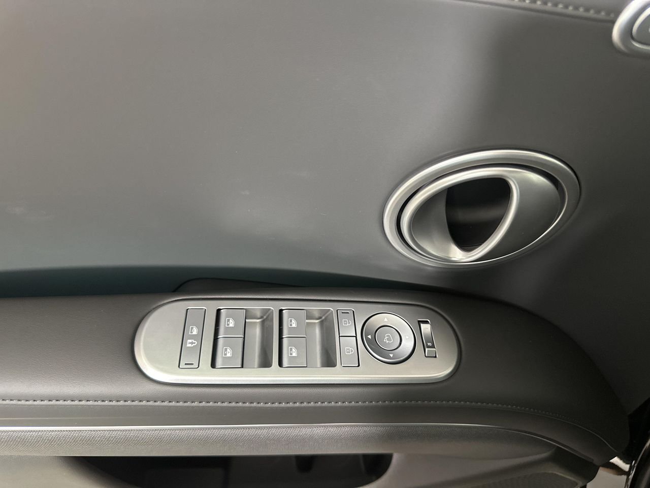 New 2026 Abyss Black Pearl Hyundai Calligraphy AWD image 11