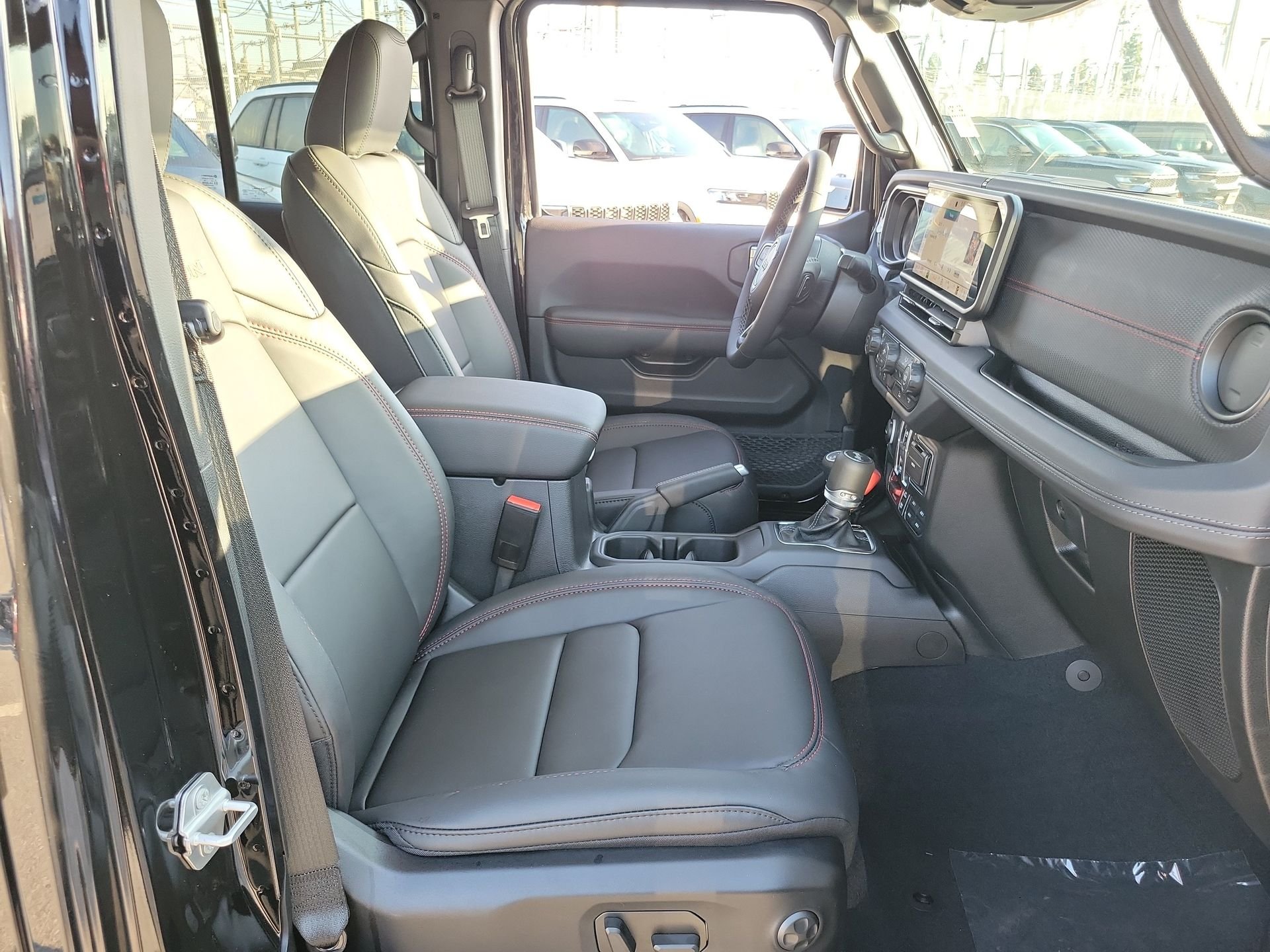 New 2026 Black Clear-Coat Exterior Paint Jeep Rubicon image 18