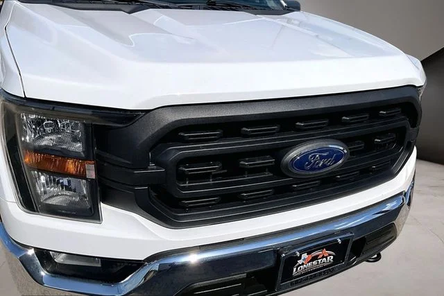 Used 2023 White Ford XL image 32