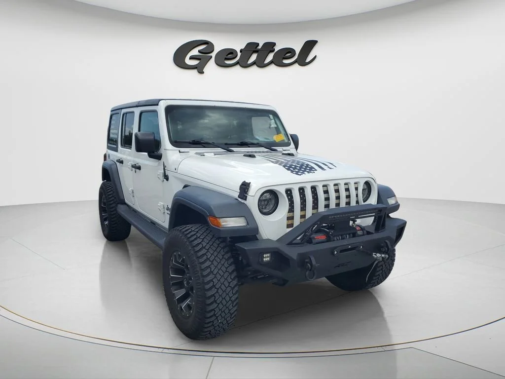 Used 2020 White Jeep Sport S 4x4 image 3