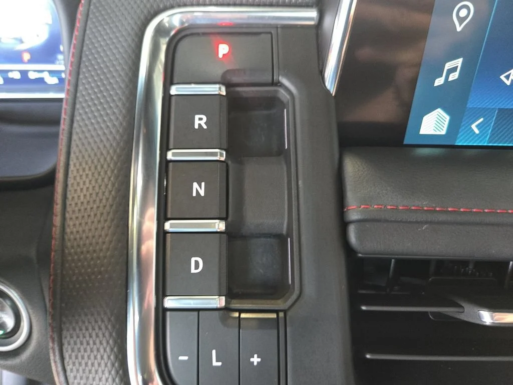 Used 2022 Dark Ash Metallic Chevrolet RST image 18