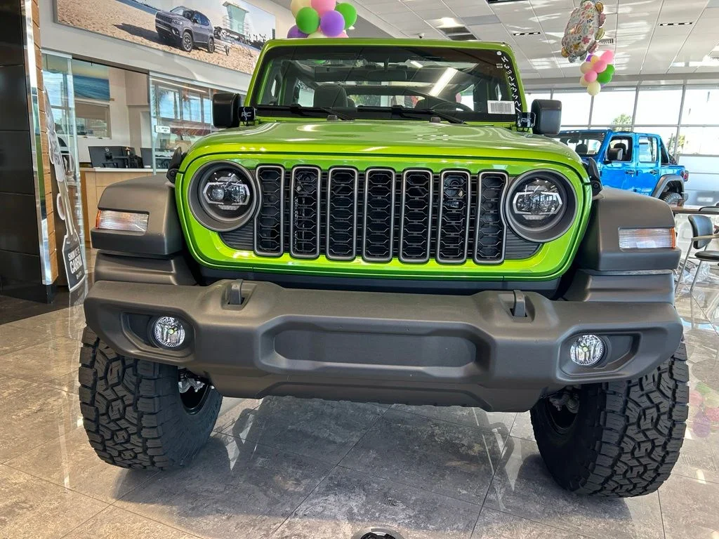 New 2026 Mojito Clearcoat Jeep Sport image 9
