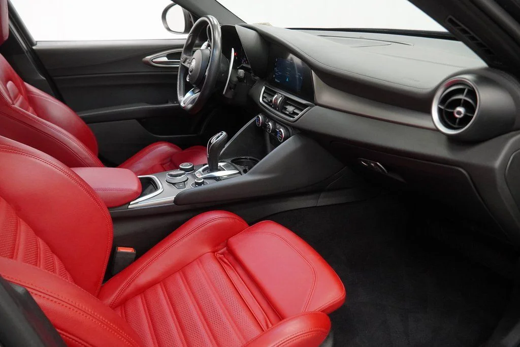 Used 2024 Gray Alfa Romeo Veloce image 47