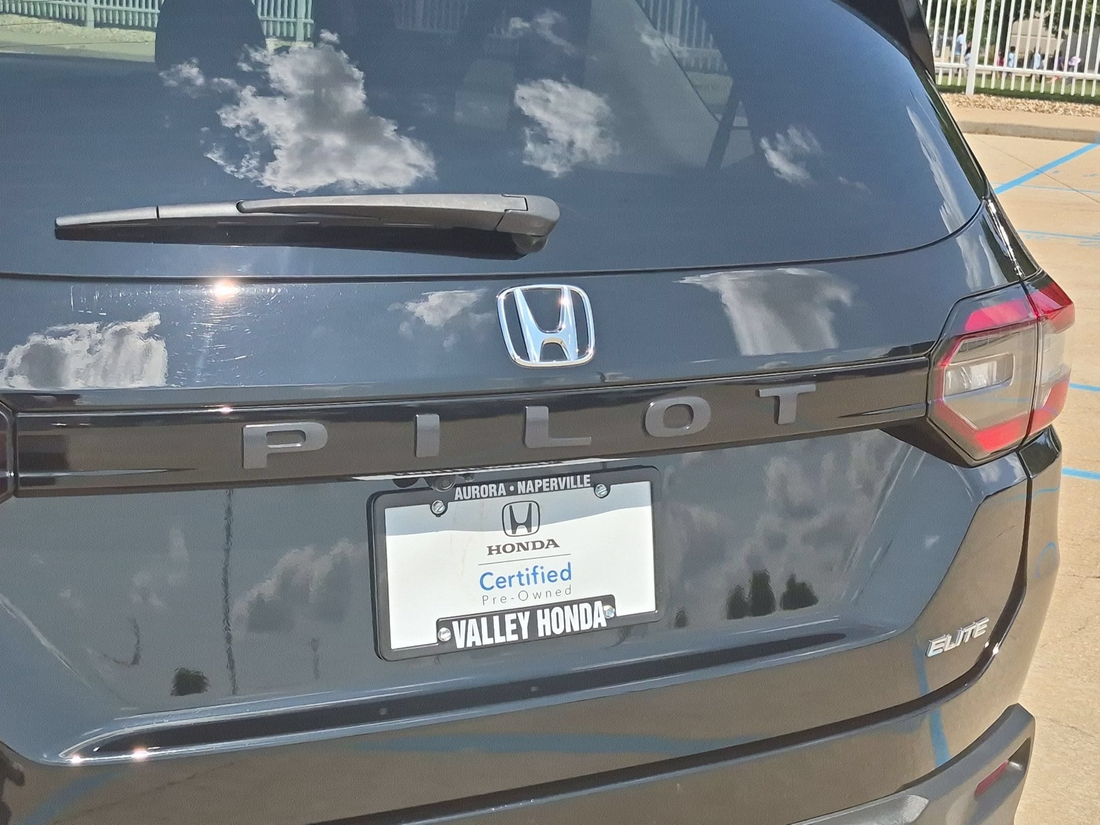 Certified Used 2025 Crystal Black Pearl Honda Elite image 31