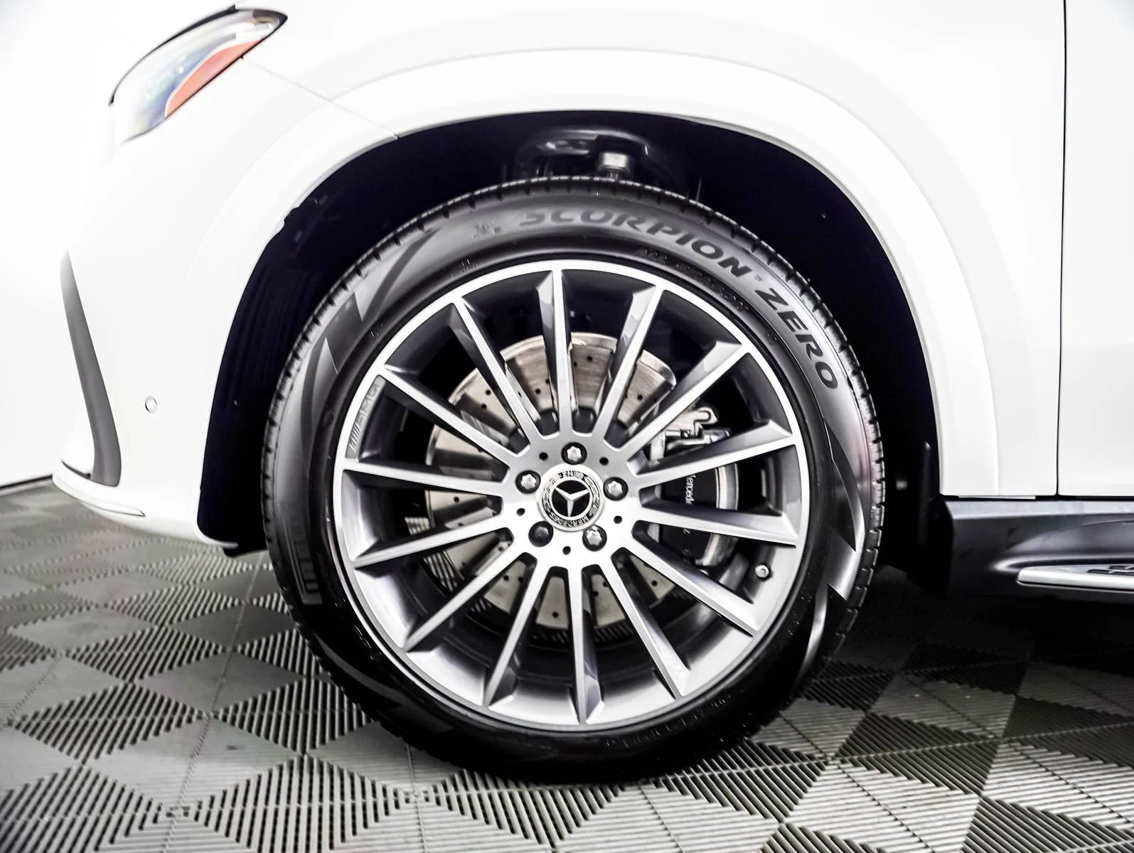 New 2026 Polar White Mercedes-Benz AMG® 4MATIC image 6