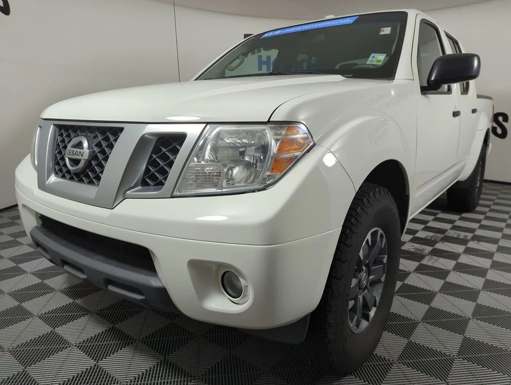 2015 Nissan Frontier Desert Runner