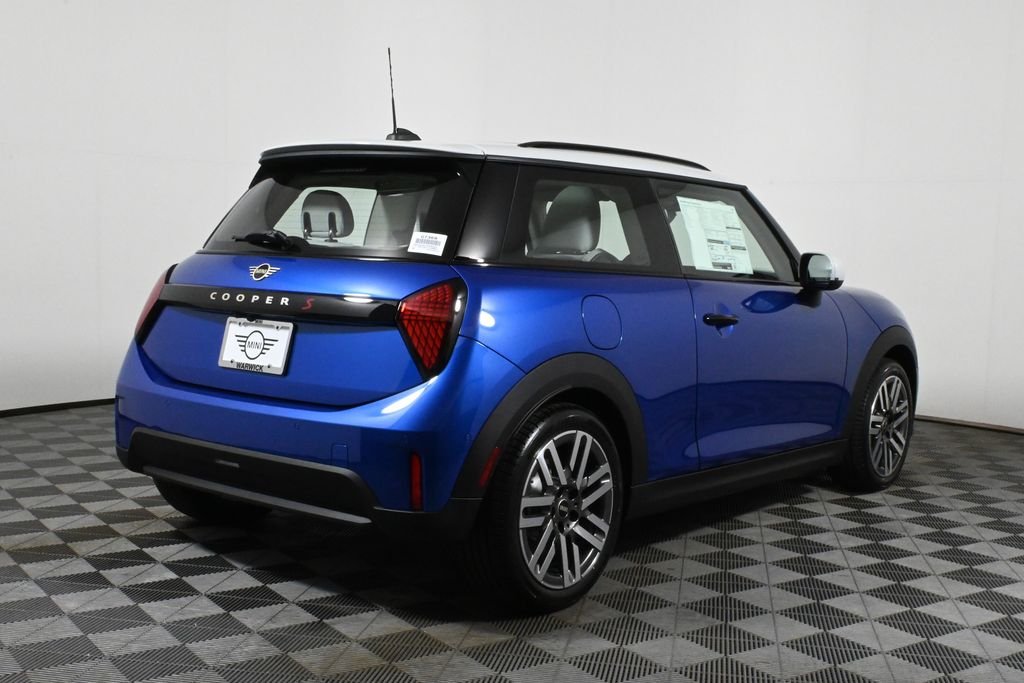 Certified Used 2025 Blue MINI  image 7