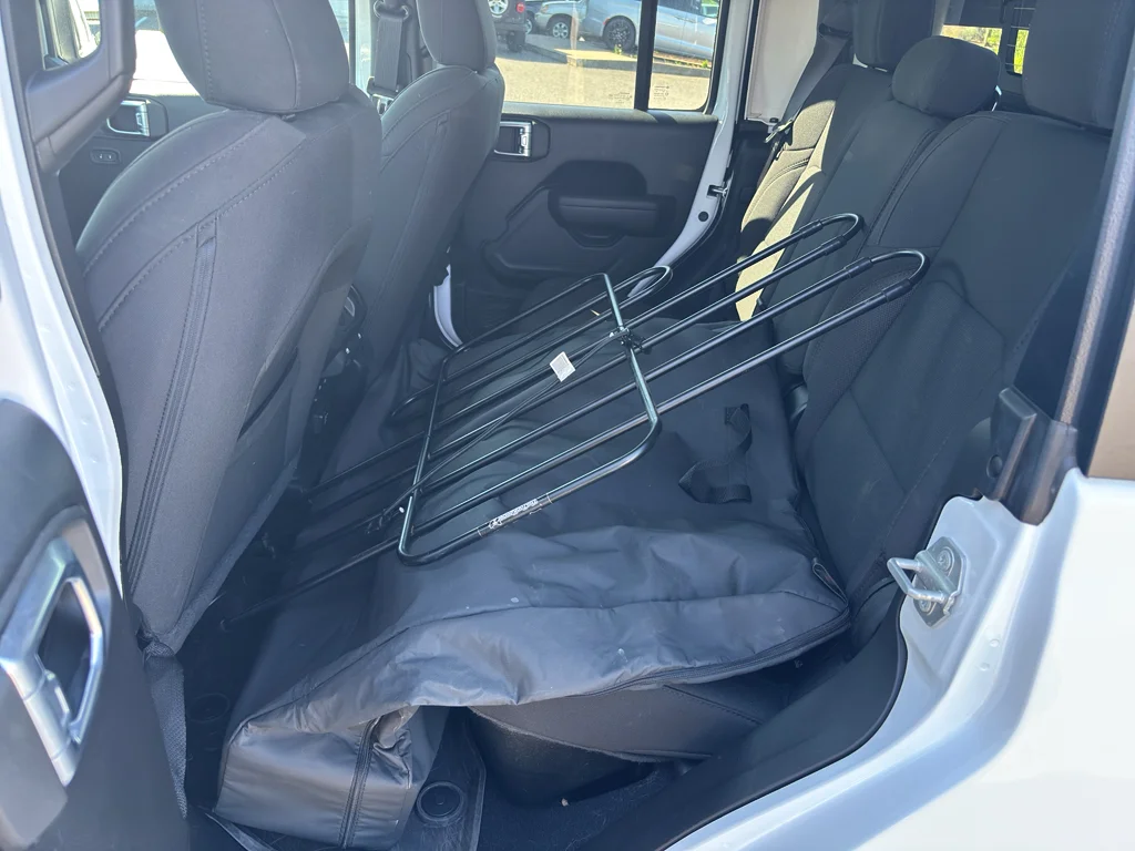 Used 2023 Bright White Clearcoat Jeep Sport S image 14