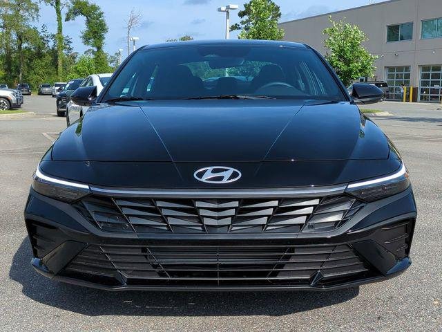 New 2026 Black Hyundai SEL Sport image 8