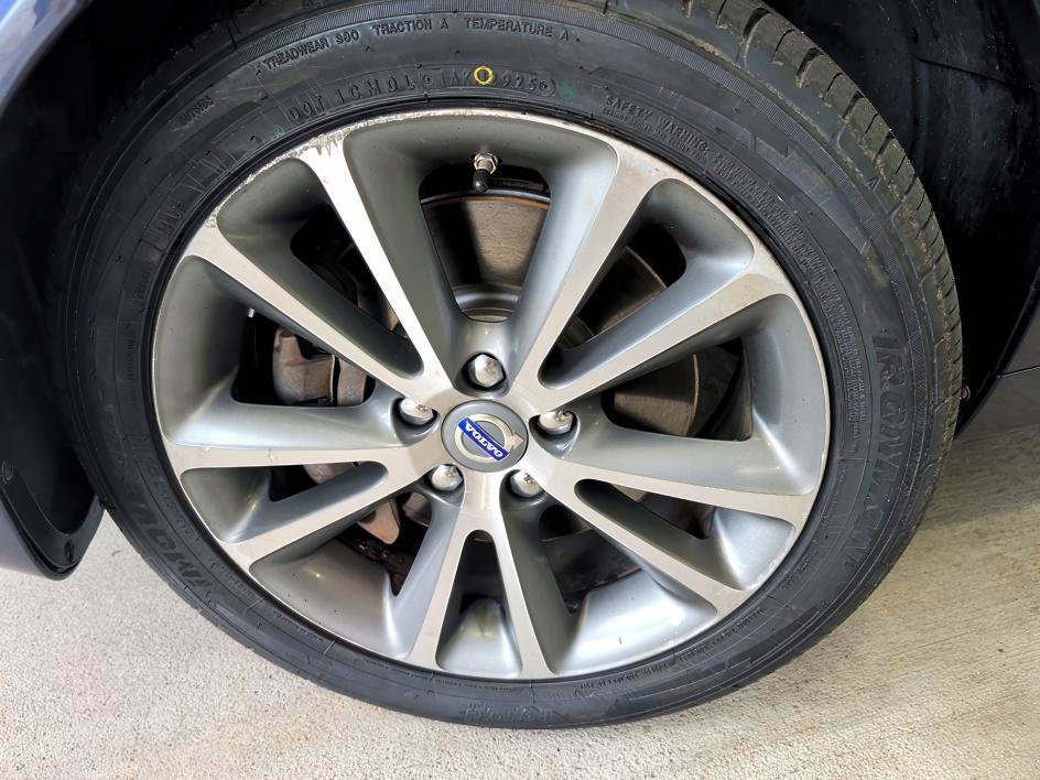 Used 2013 Caspian Blue Metallic Volvo T5 image 7